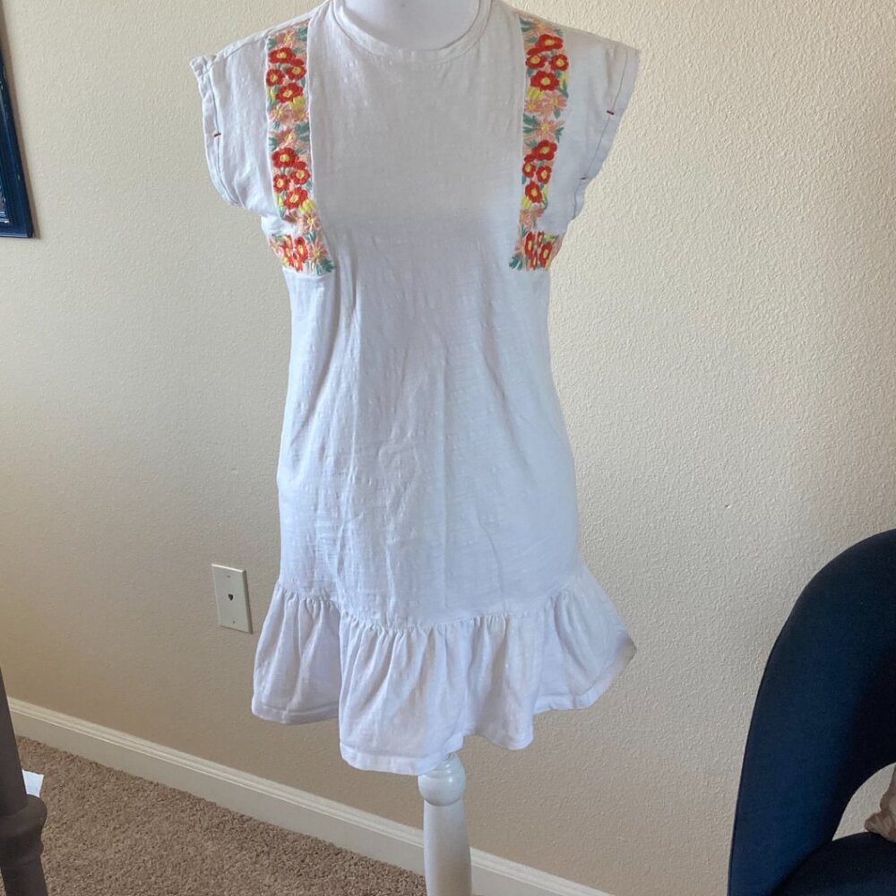 Dee ely Dress - Picture 1 of 4